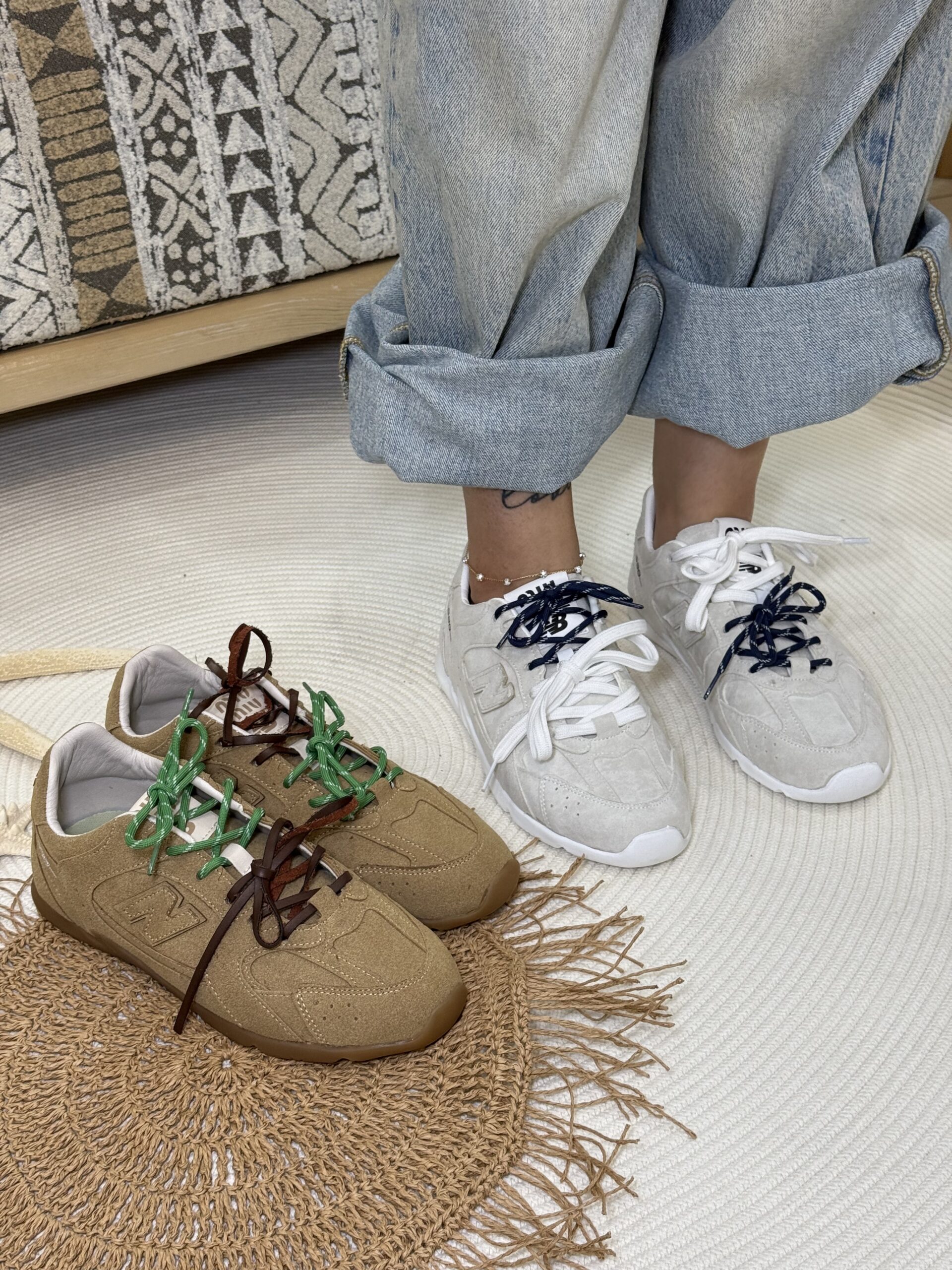 IMG_3018 کتونی نیوبالانس میو میو - تصویر 1