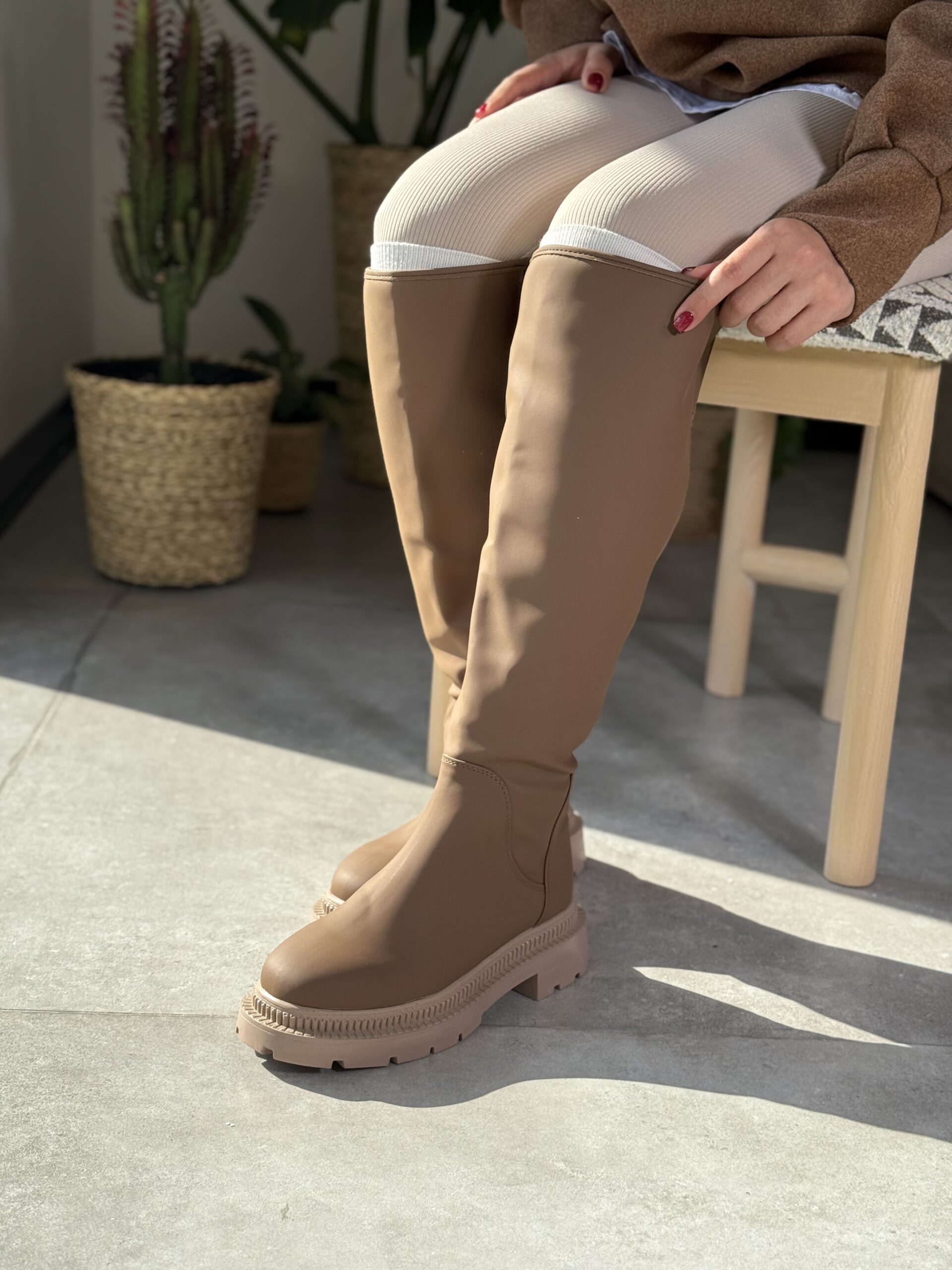 IMG_5086 بوت بلند آفرینا کد 8057 - تصویر 1